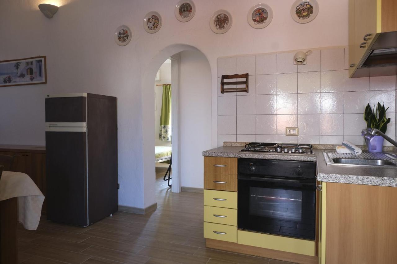Aria Di Vacanza - Gelsi Olbia Bagian luar foto
