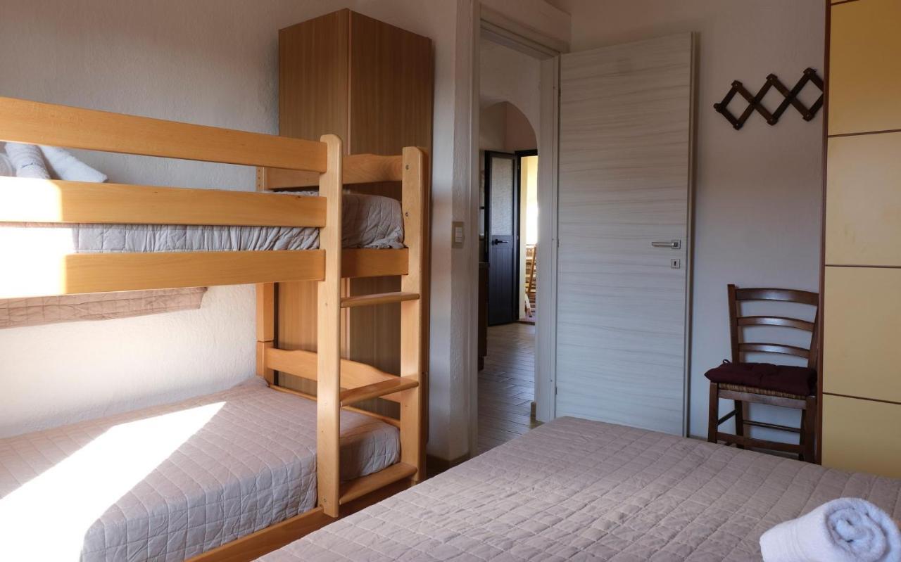 Aria Di Vacanza - Gelsi Olbia Bagian luar foto