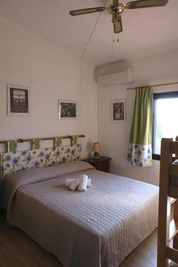 Aria Di Vacanza - Gelsi Olbia Bagian luar foto